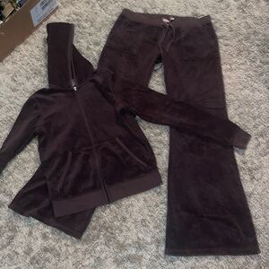 Juicy Couture sweatsuit size large